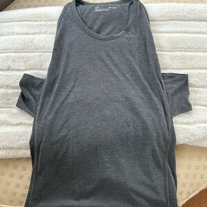Under armour tank
